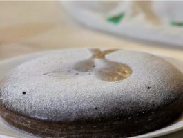 Eggless Chocolate Cake